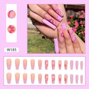 Flower Child Press On Nail Set